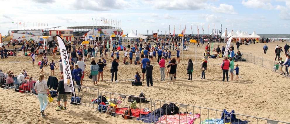 Kom naar het NK beachkorfbal in Scheveningen