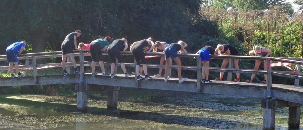 Nationale Sportweek: “Alle deelnemers aan de obstacle run moedigen elkaar aan”